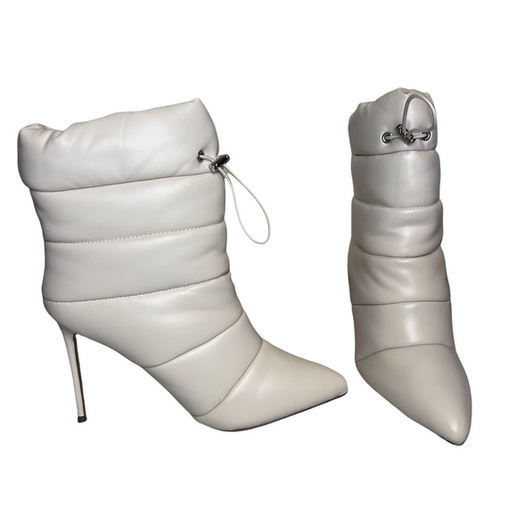 Steven Madden Off White Quilted Stiletto Heel Bootie - Picture 2 of 4